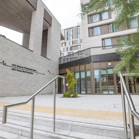 Crow's Nest - Ucc Summer Beds Apartamento *