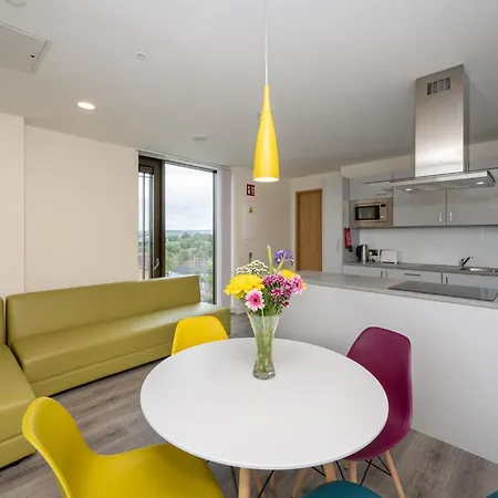 Crow's Nest - Ucc Summer Beds