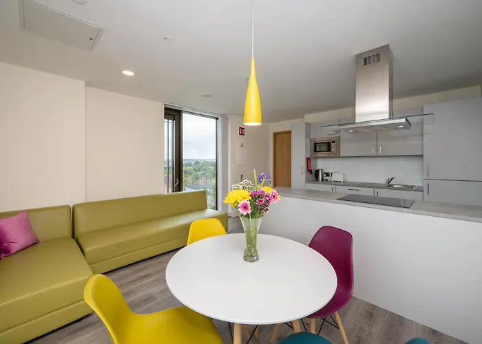 Crow's Nest - Ucc Summer Beds